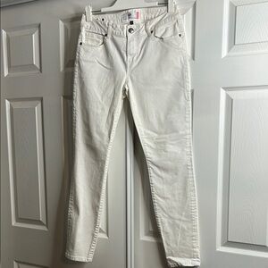 Cabi Slimmie Women's White Jeans‎ 6
